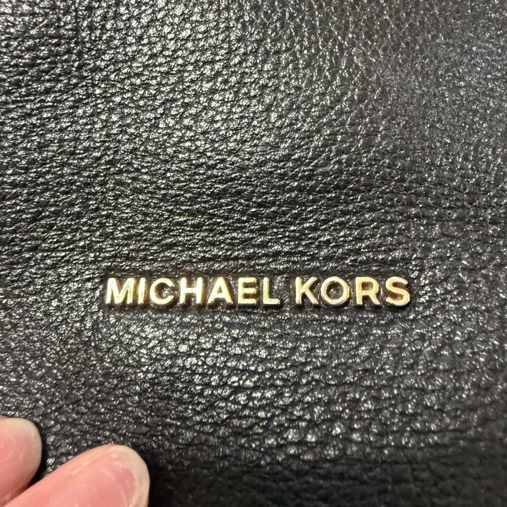 Michael‎ Kors Black Leather Hobo Shoulder Bag Gold Tone Hardware - Picture 5 of 16